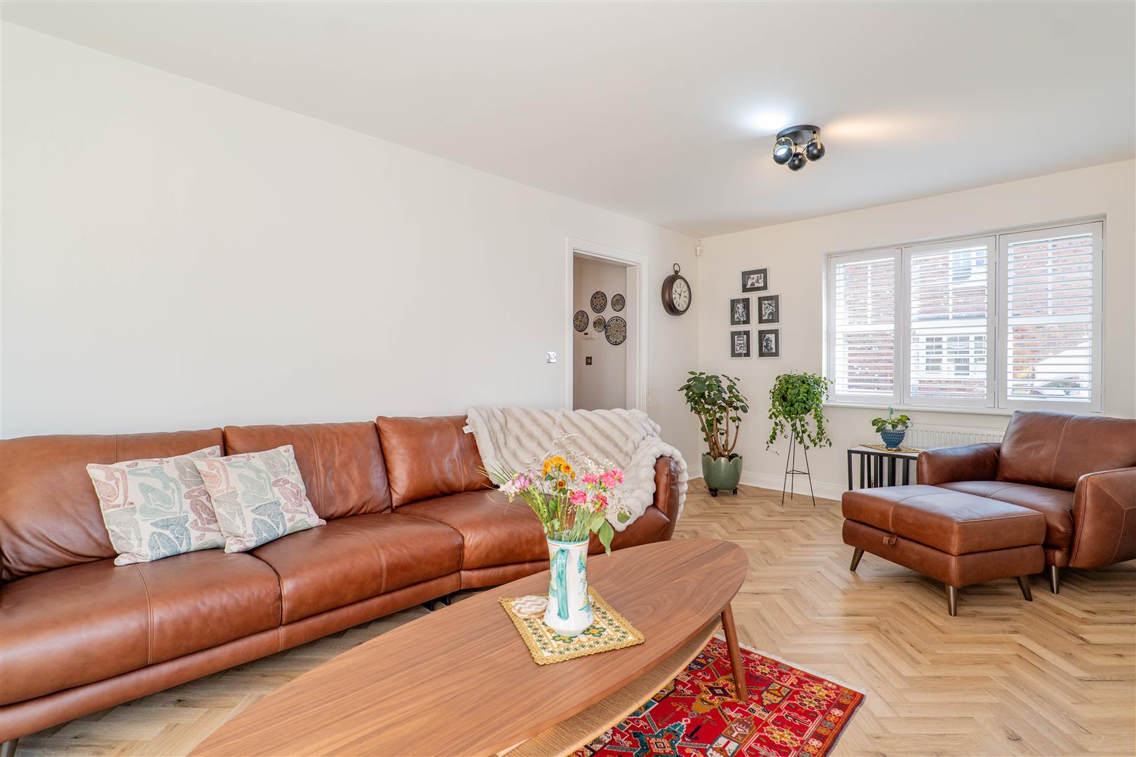 3 bed property in Shaw Green Crescent, Chorley